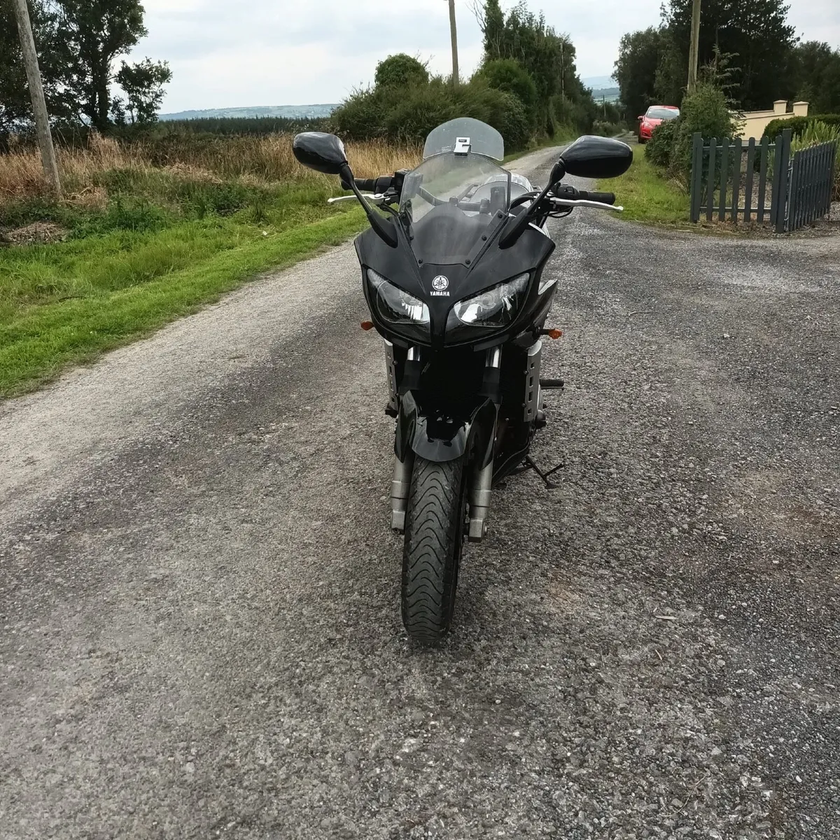 2001 Yamaha Fazer 1000 - Image 3