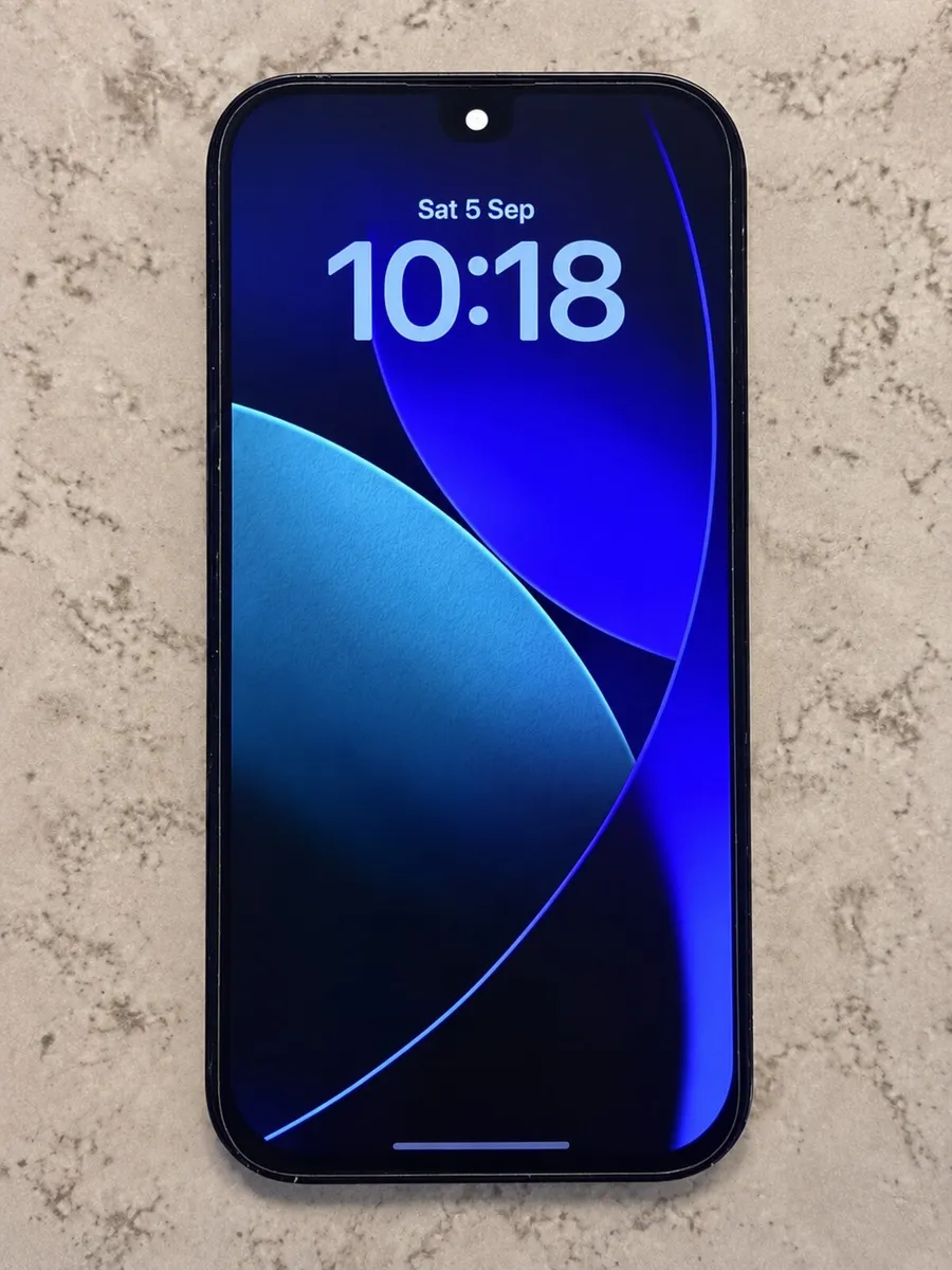 I phone 16 pro 256G - Image 1