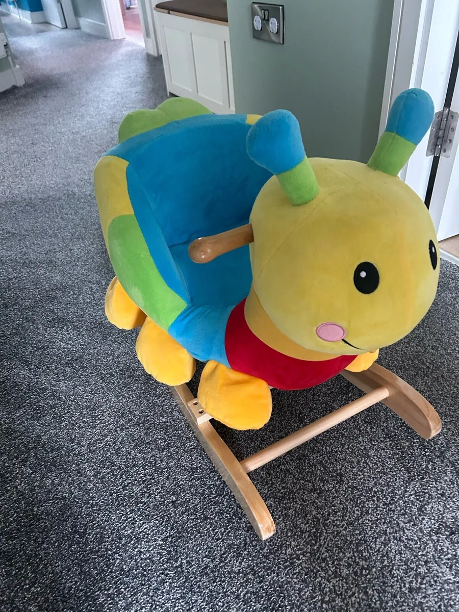 Rocking caterpillar - Image 1