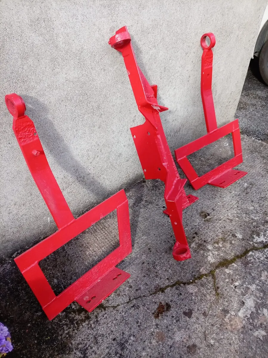 Duncan cab to suit Massey Ferguson 165 - Image 1