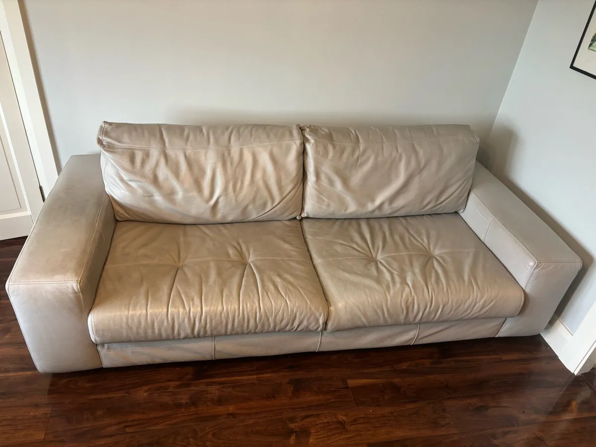 FAMA couches - Image 1
