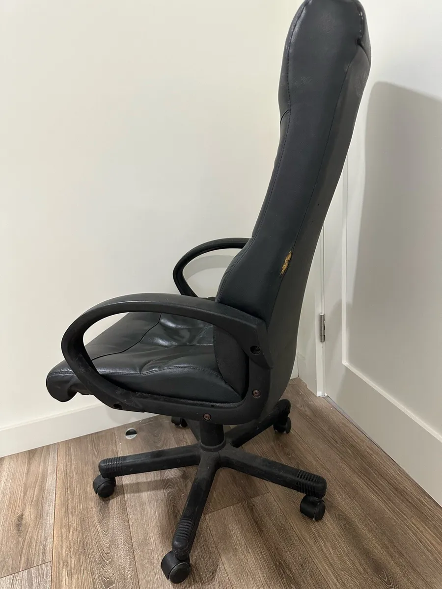 Office chair - Image 3