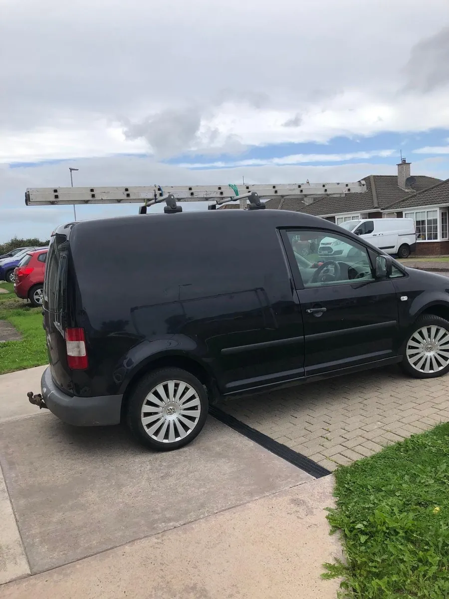 Volkswagen Caddy 2007 - Image 2