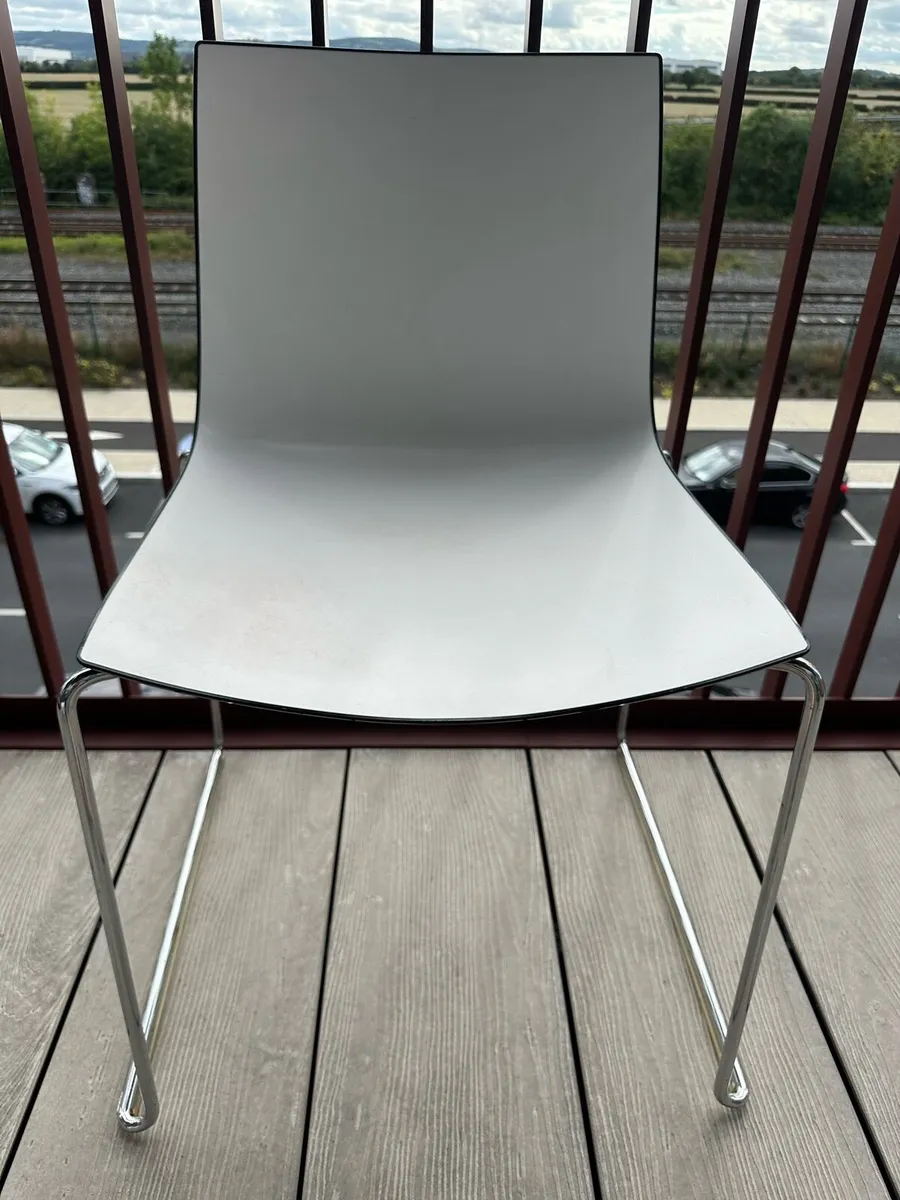 chair - Image 3