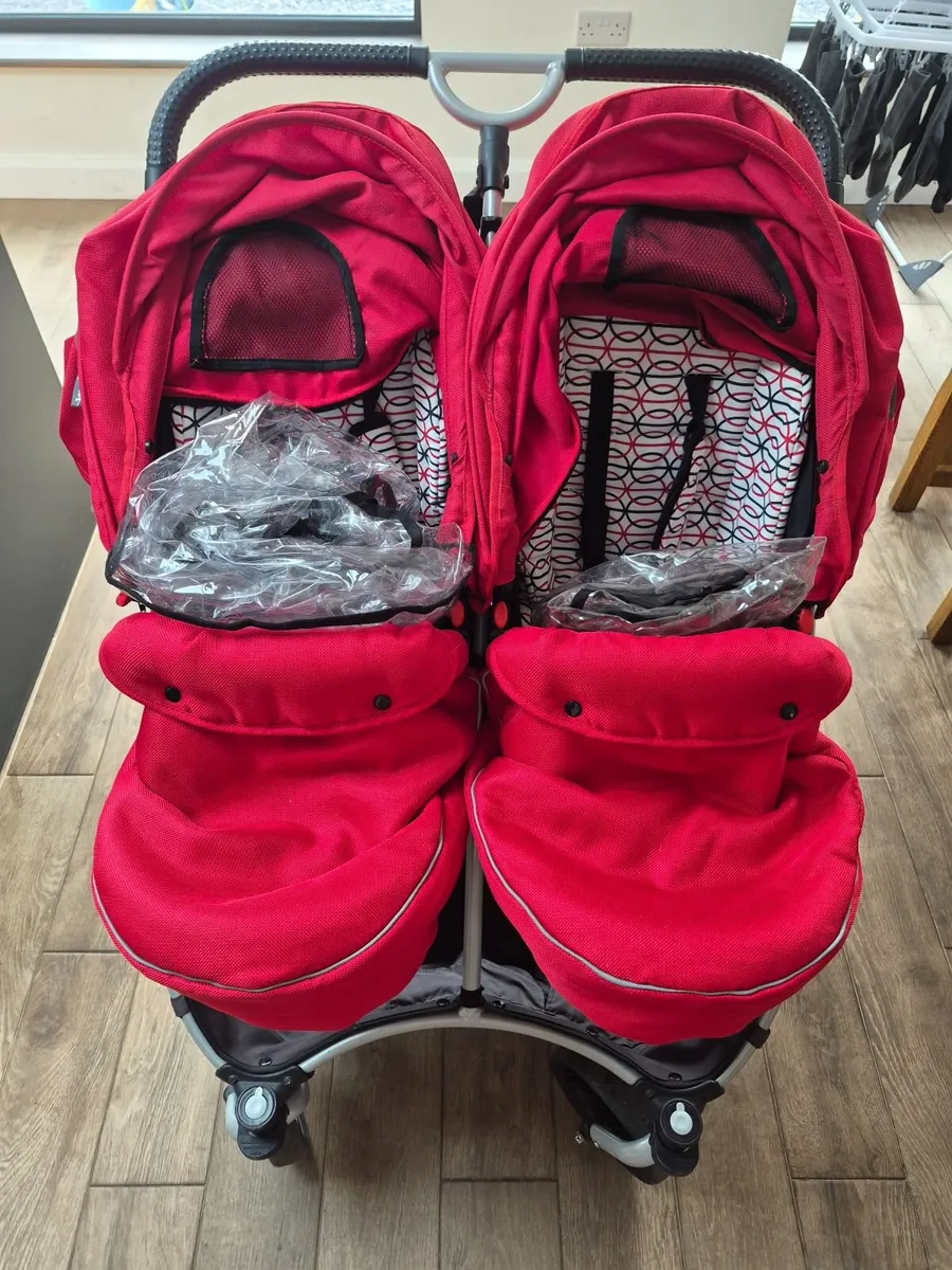 Love n care twingo - Image 1