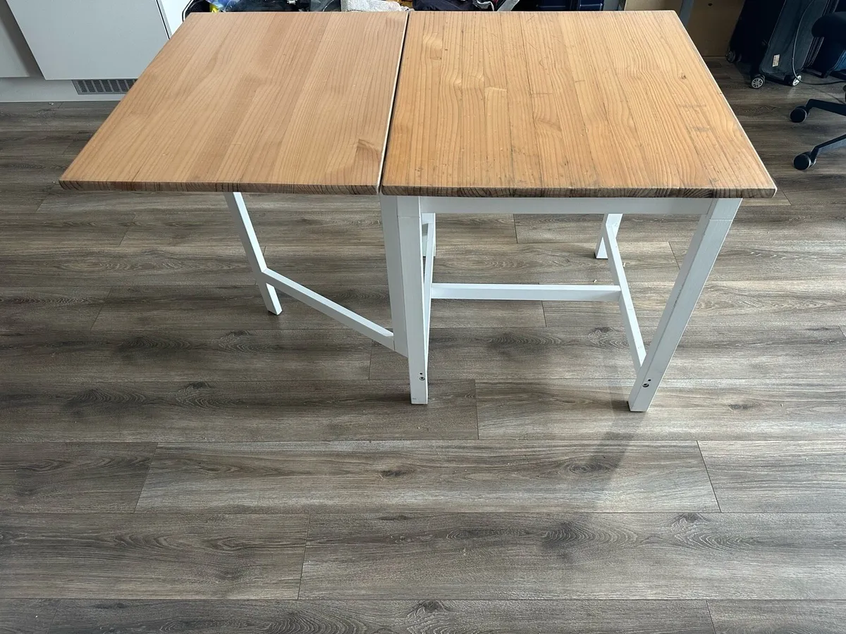 Dining table - Image 2