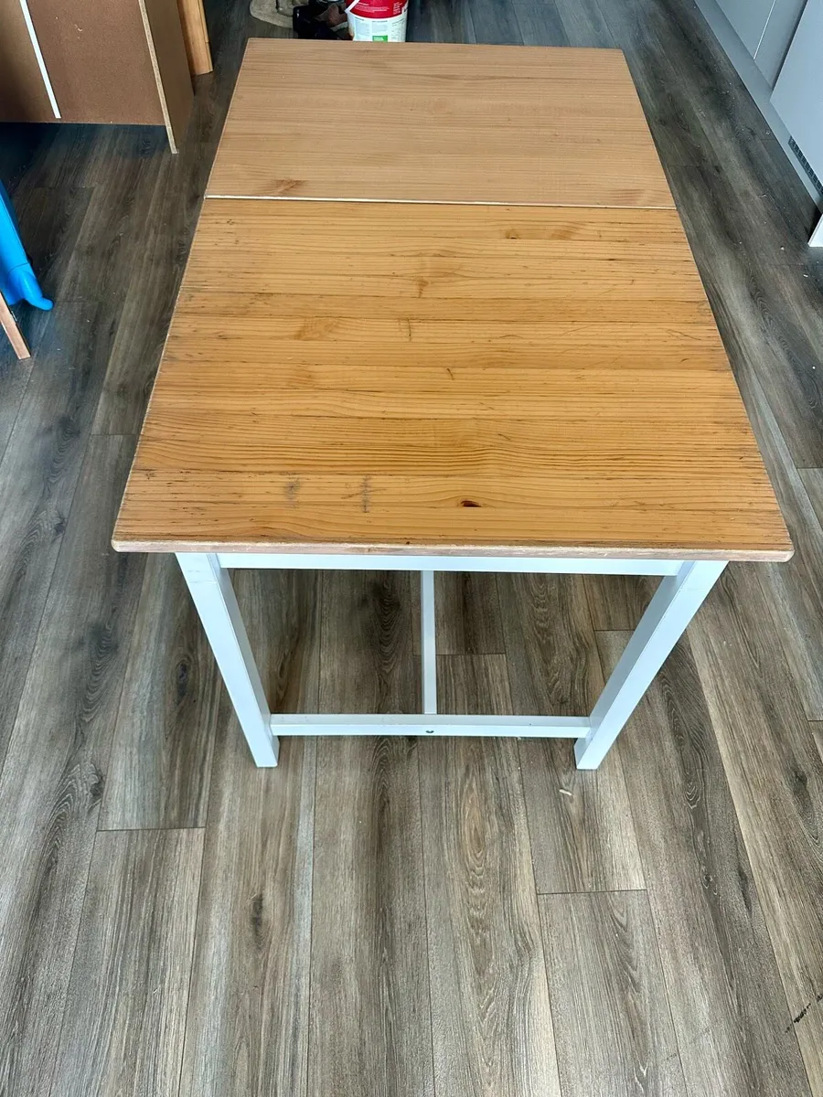 Dining table - Image 3