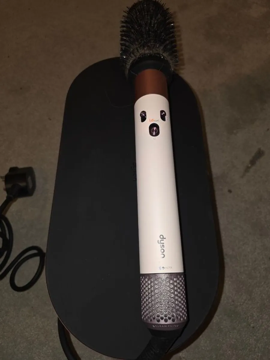Dyson Airwrap - Image 1