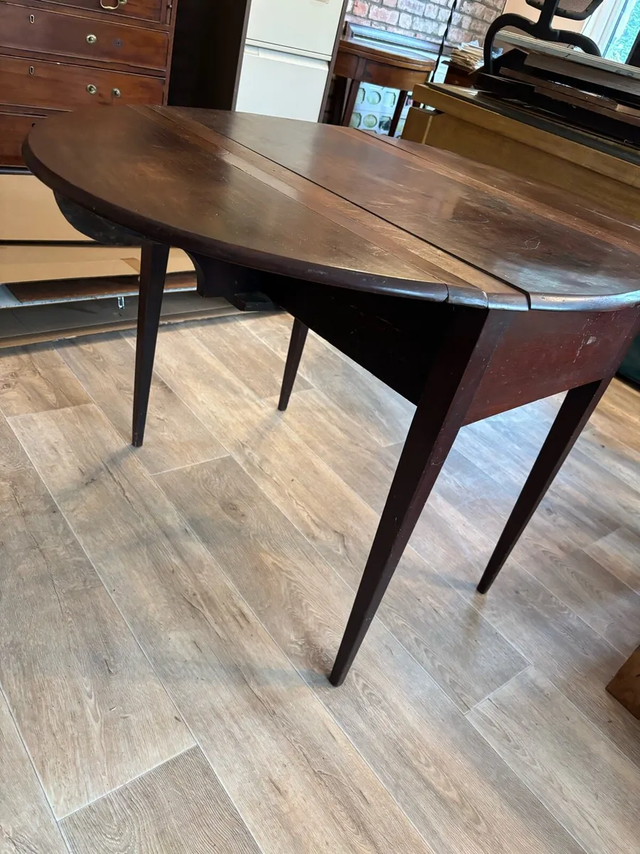 Mahogany leaf table - Image 4