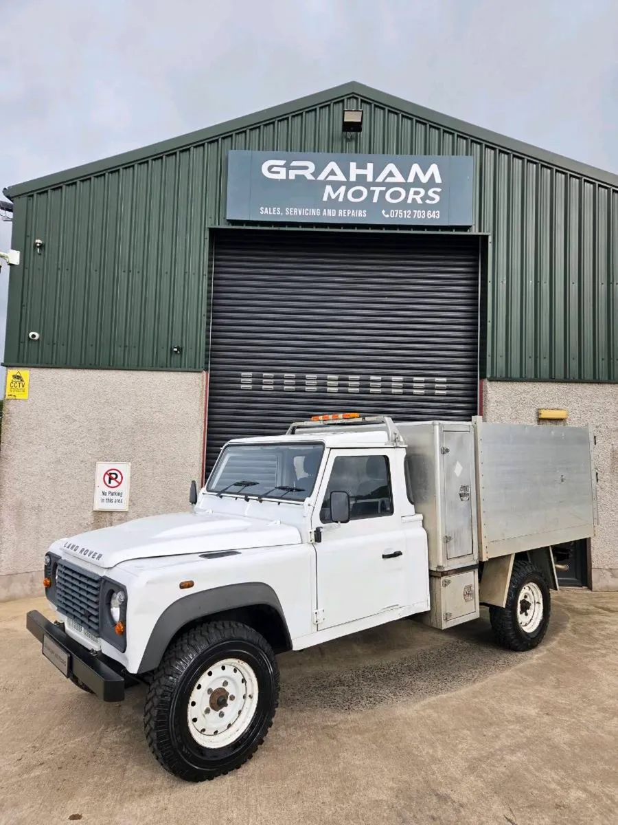 Landrover Defender 130TD Tipper - Image 1