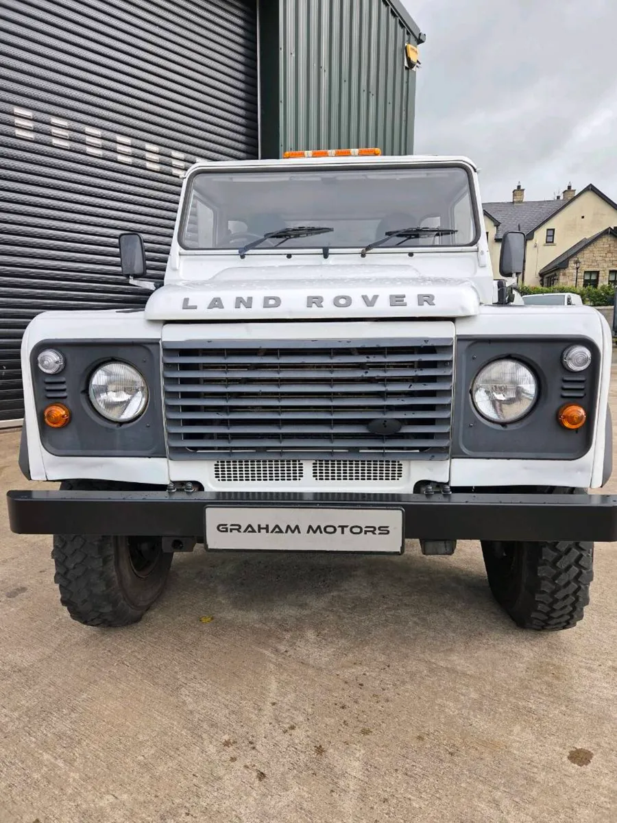 Landrover Defender 130TD Tipper - Image 3
