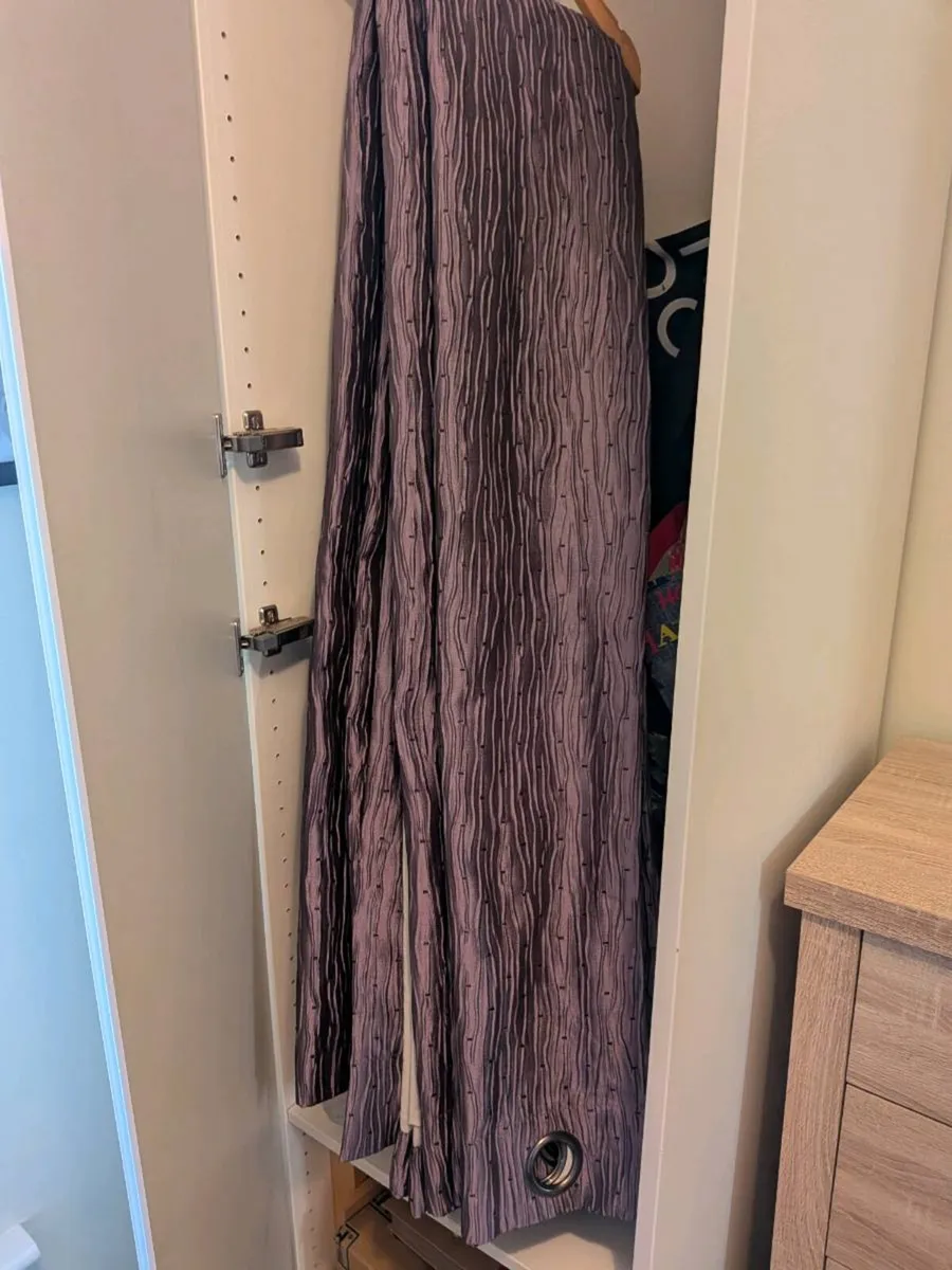 Curtains - Image 1