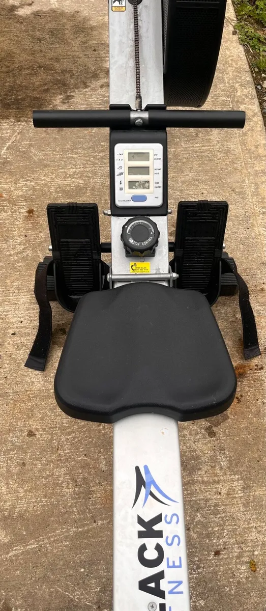 Rowing machine - Image 2