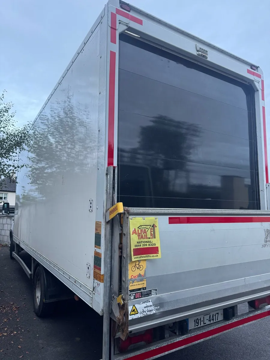 Luton box body and tail lift - Image 4