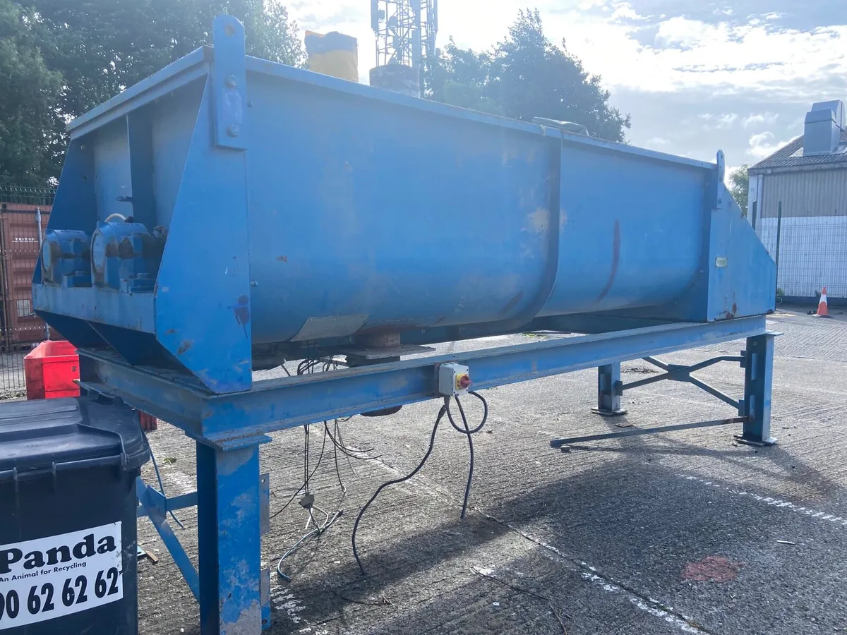 5000L Industrial ribbon mixer - Image 3