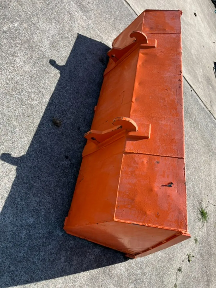 7ft Tanco Heavy Duty Bucket - Image 3