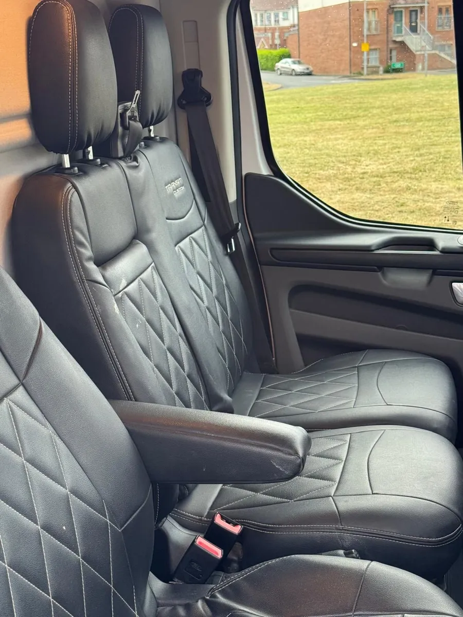 Ford Transit Custom 2024 - Image 2