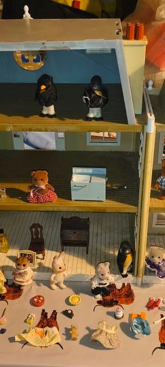 Sylvanian families grand hotel - Image 4