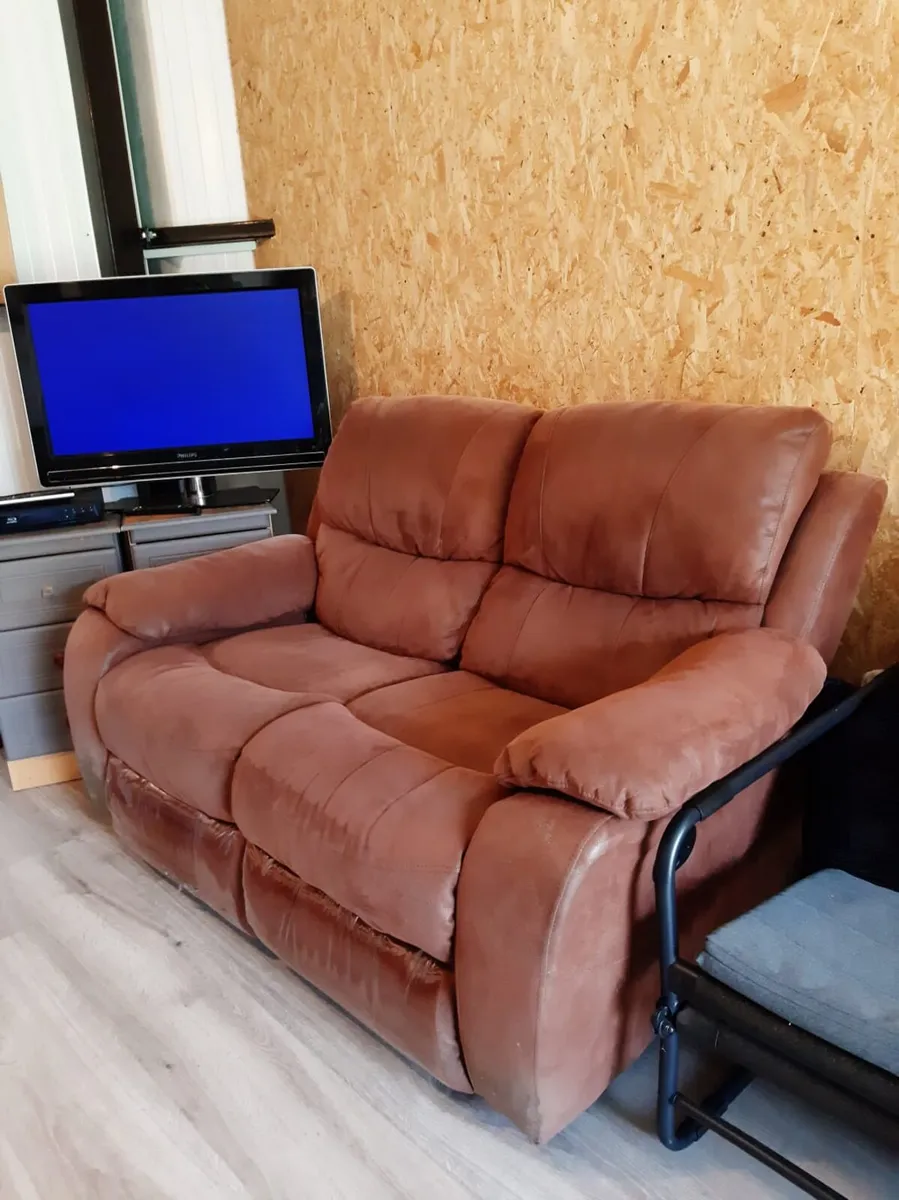 Reclining sofa - Image 1