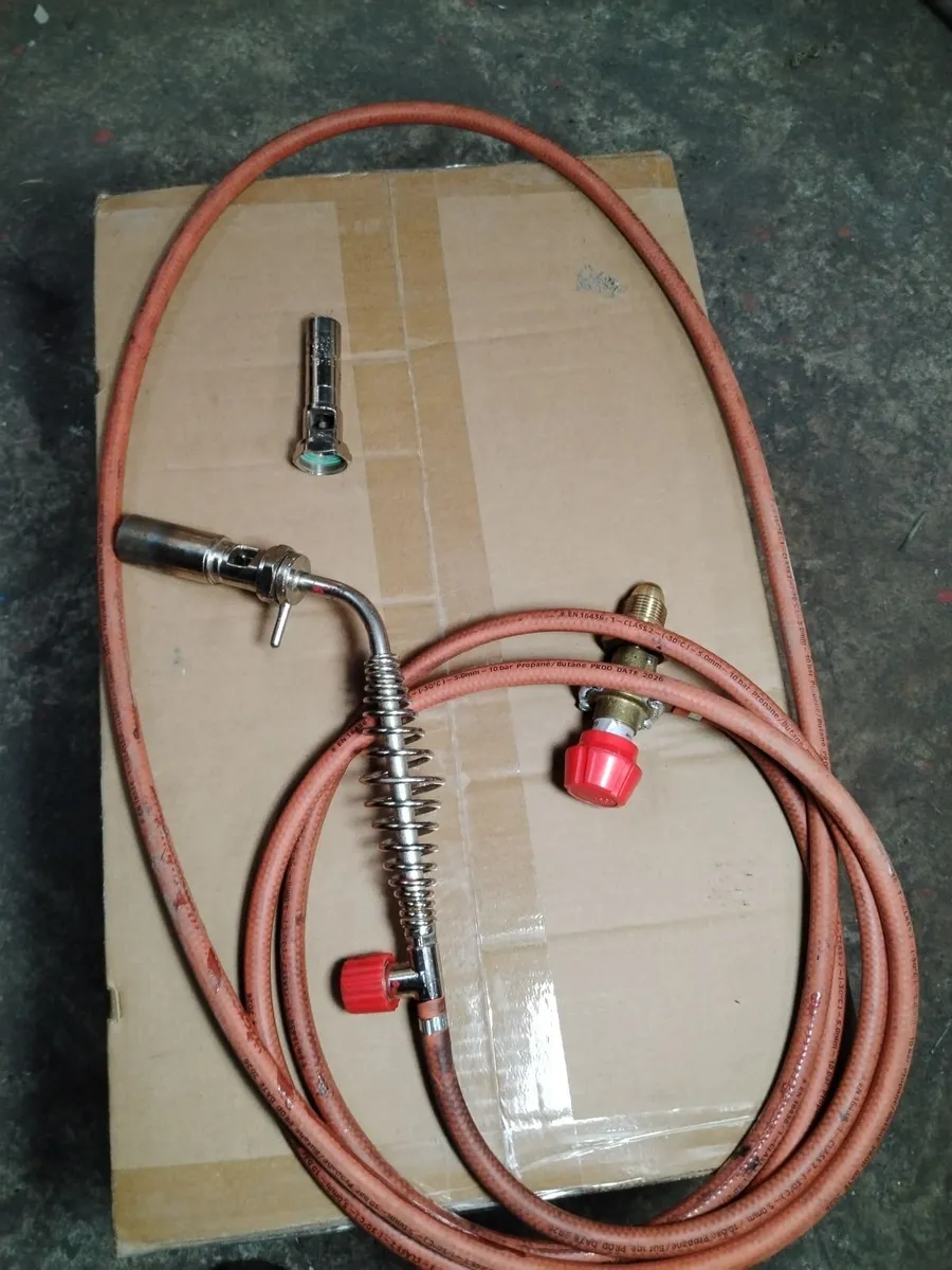 Gas torch - Image 1