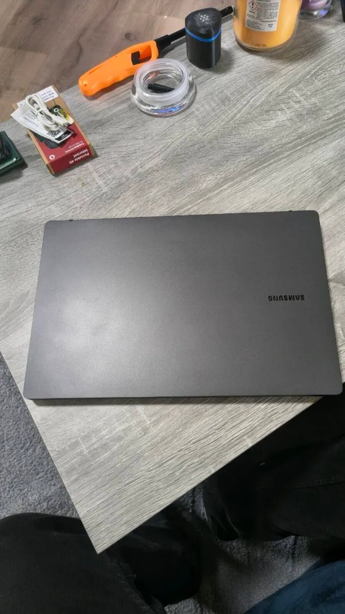Samsung Galaxy Book / 16gb / i5 / 256gb - Image 3
