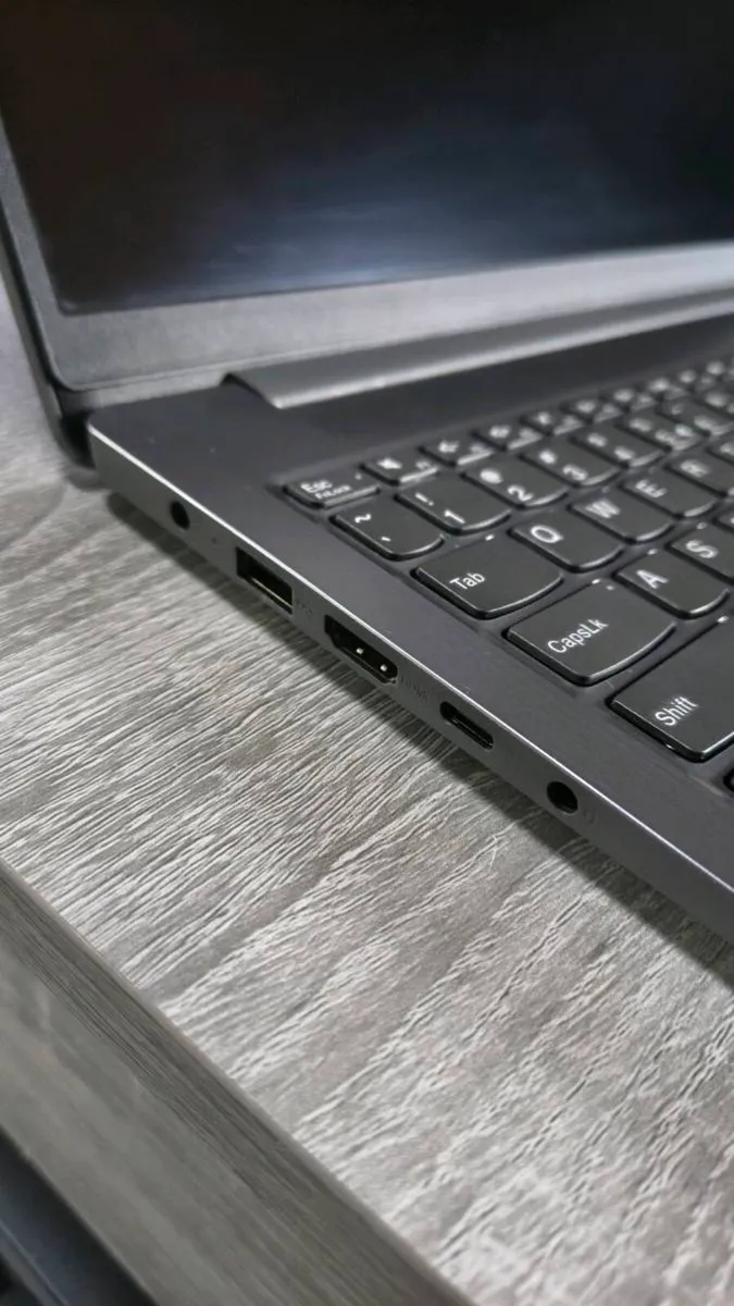 Lenovo Ideapad 3 / 16gb / Ryzen 5 / 512gb - Image 4