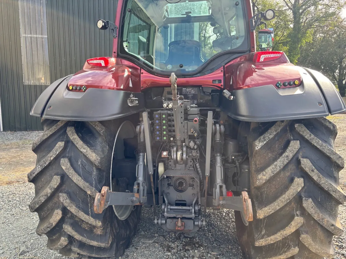 2022 Valtra T195 Versu - Image 3