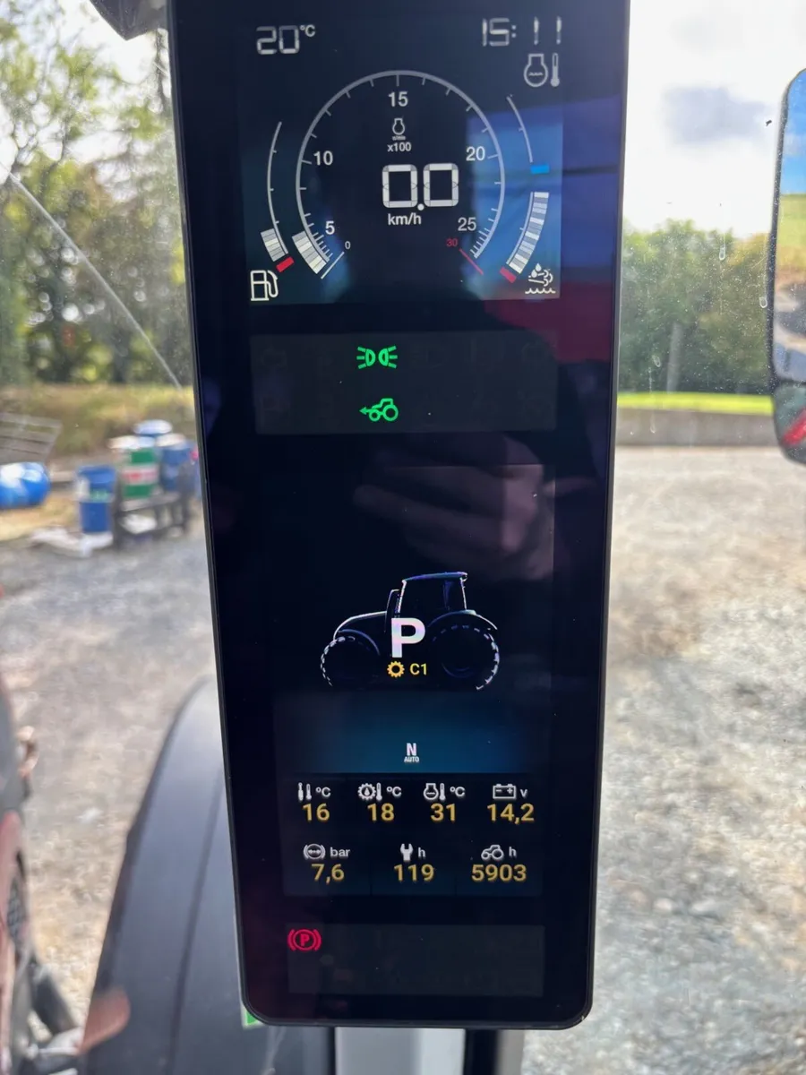 2022 Valtra T195 Versu - Image 4