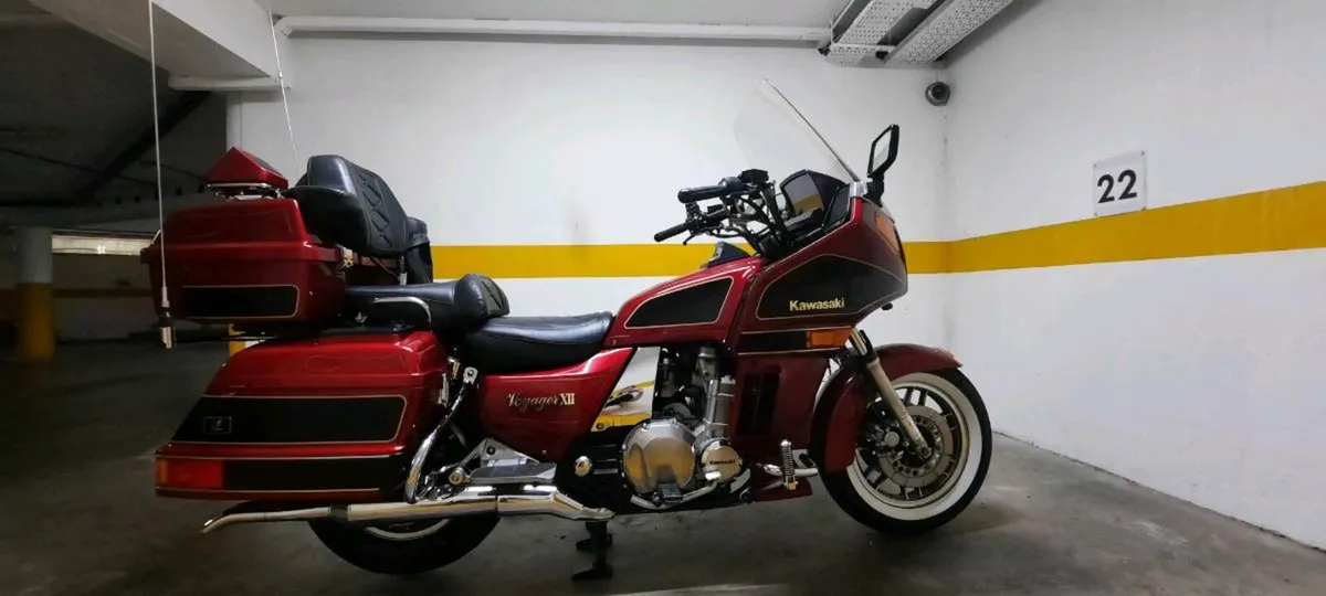 Kawasaki Voyager 1200 - Image 1