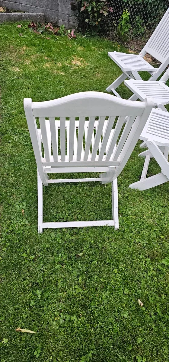 4 garden/home chairs 15 each - Image 4