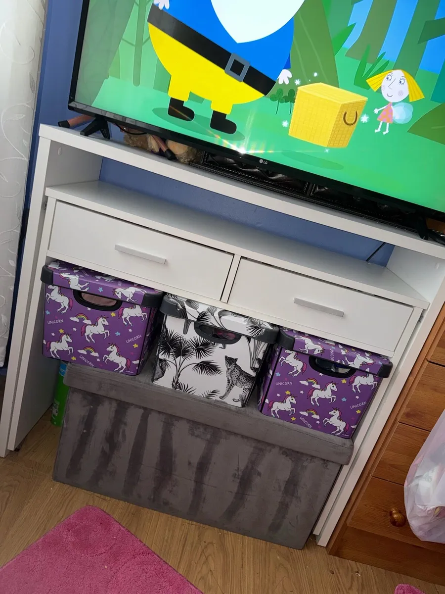 Pull Out Desk - Image 4