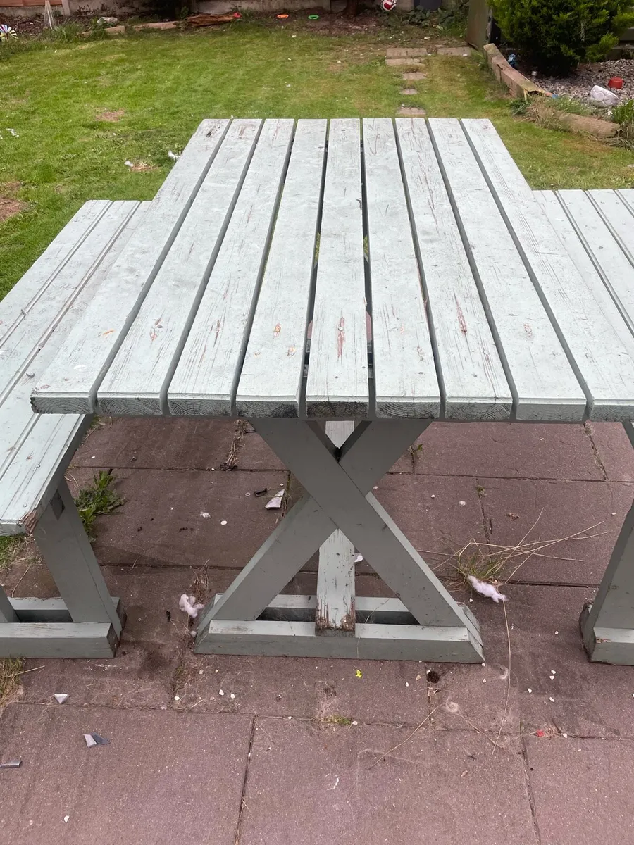 Picnic table and bench - Image 4