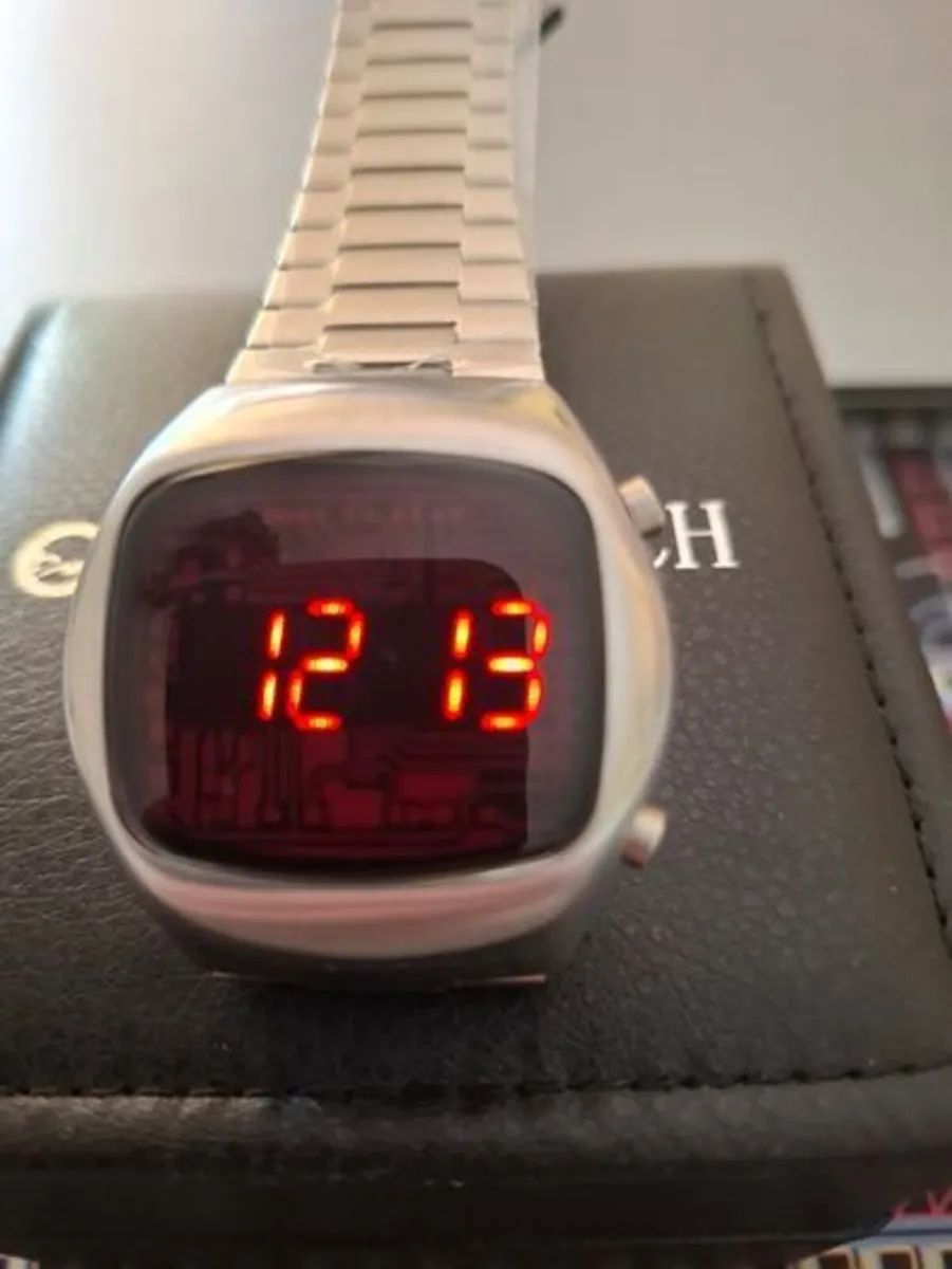 Benly-Design Led Watch - Gemini/Invisible Man NEW - Image 1