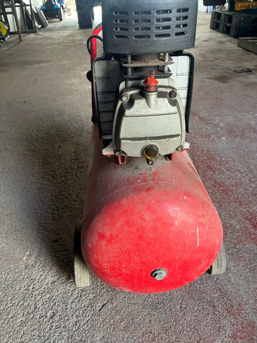 Ferrua 50l compressor - Image 4
