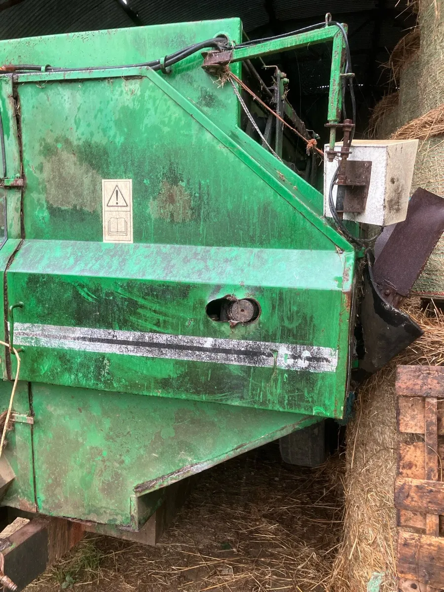 Keenan 140 Diet Feeder - Image 3