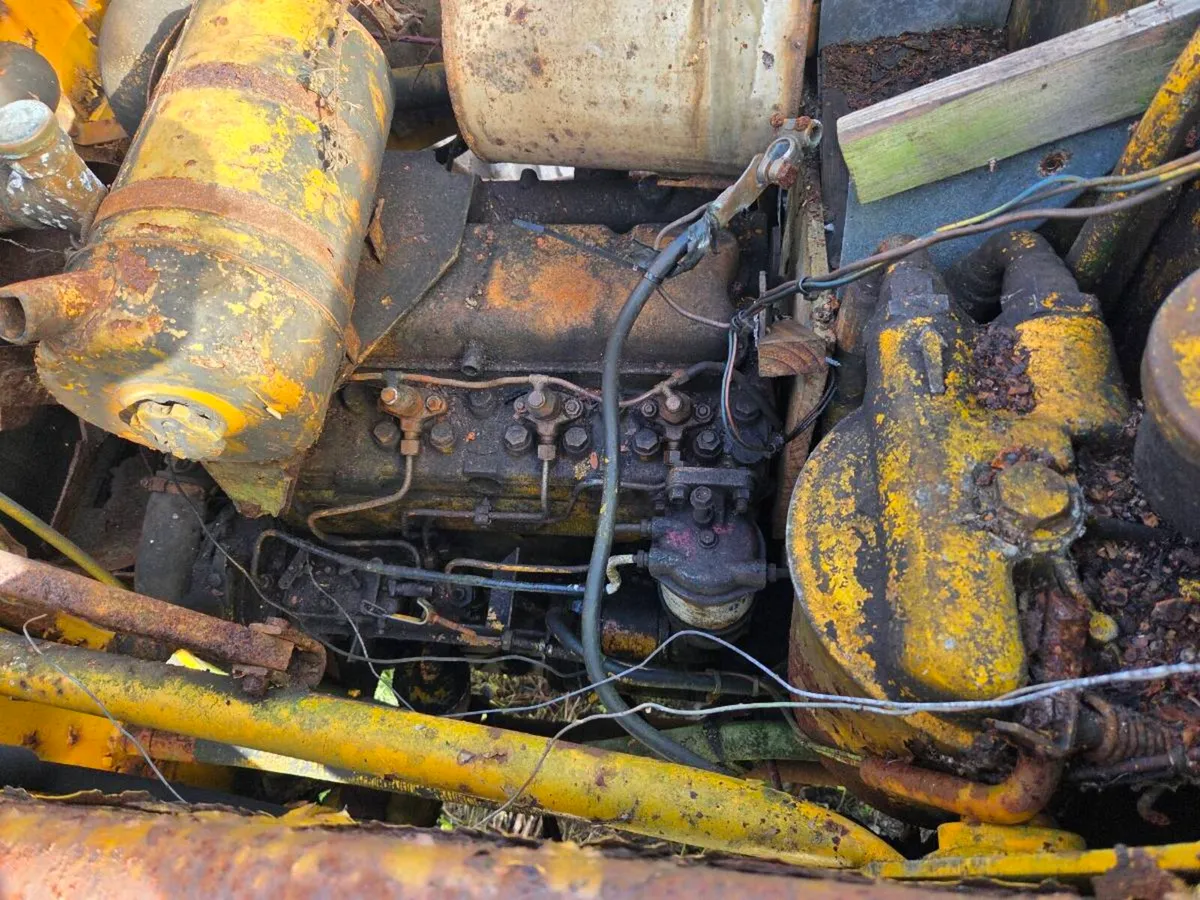 JCB Digger suitable for parts - Image 4