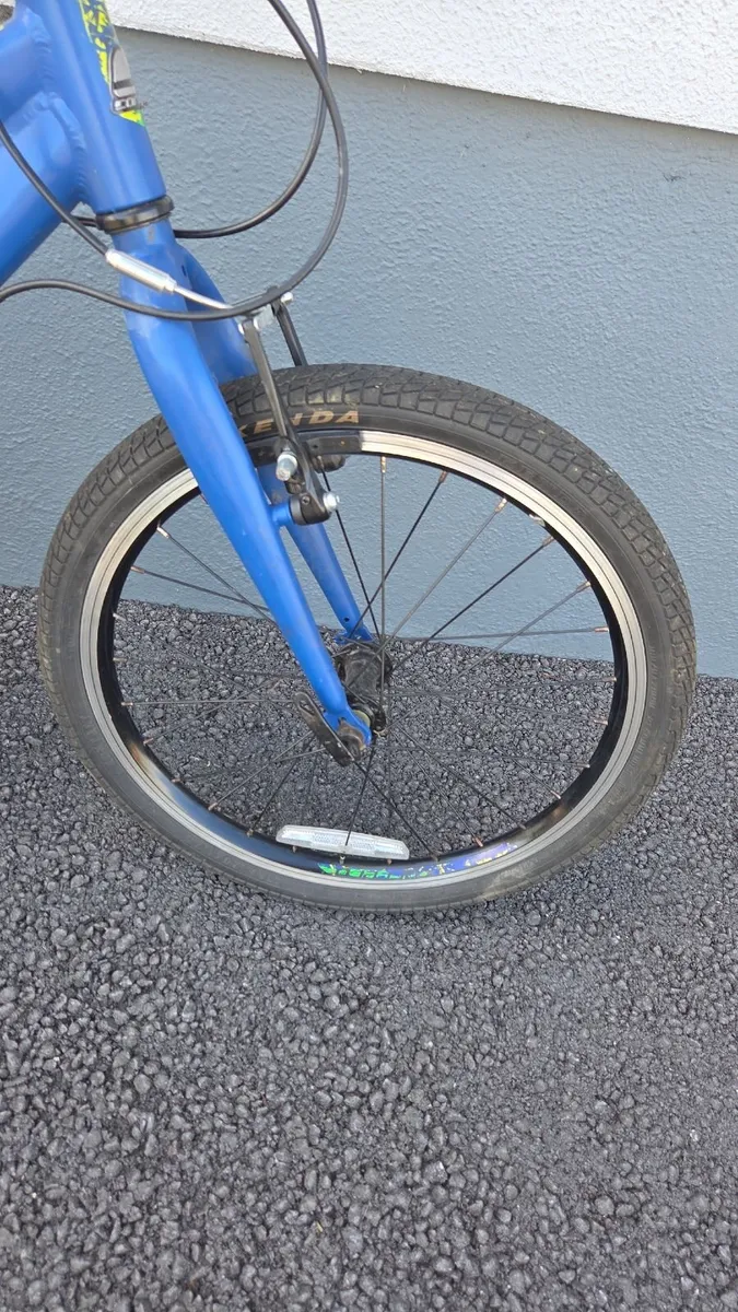Boy Carrera Abyss Junior Hybrid Bike 20" frame - Image 4