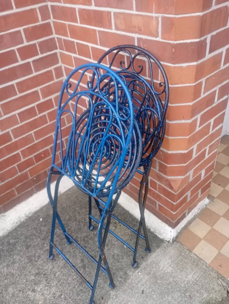 2  Folding Iron Outdoor Chair - Image 1