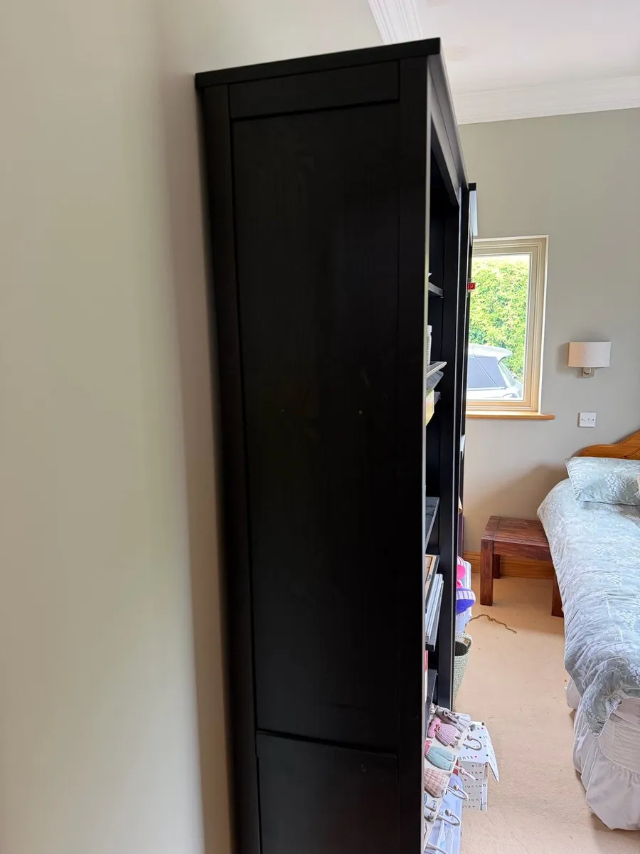 Black bookcases - Image 3