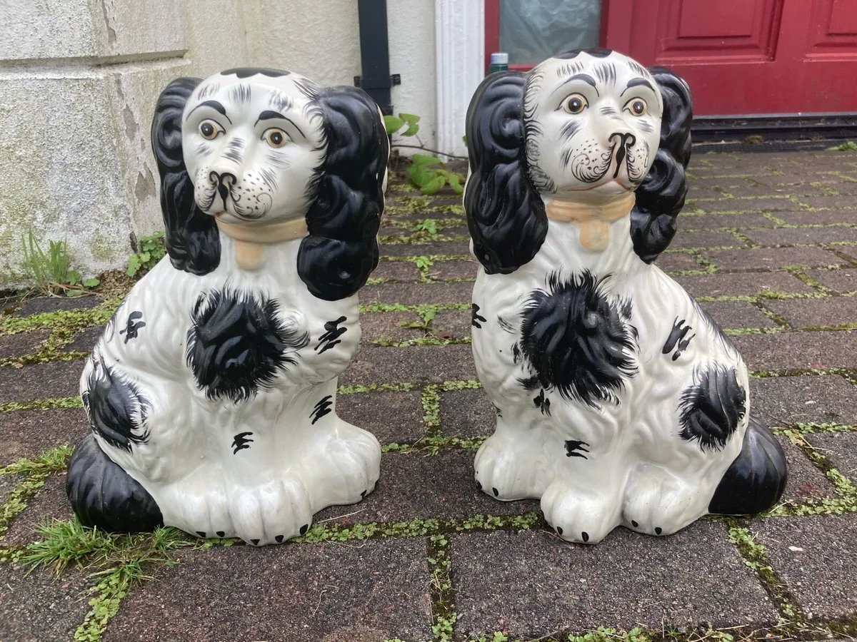 Vintage mantle dogs free postage - Image 1