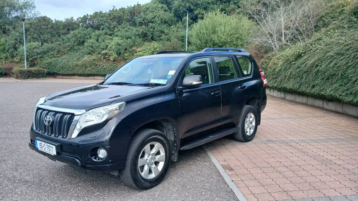 151 Toyota Land Cruiser 5 seater business €27,000 - Image 2
