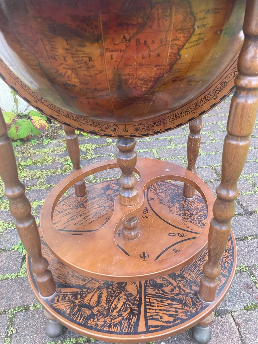 Globe drinks cabinet - Image 2