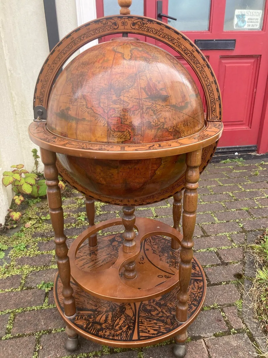 Globe drinks cabinet - Image 1