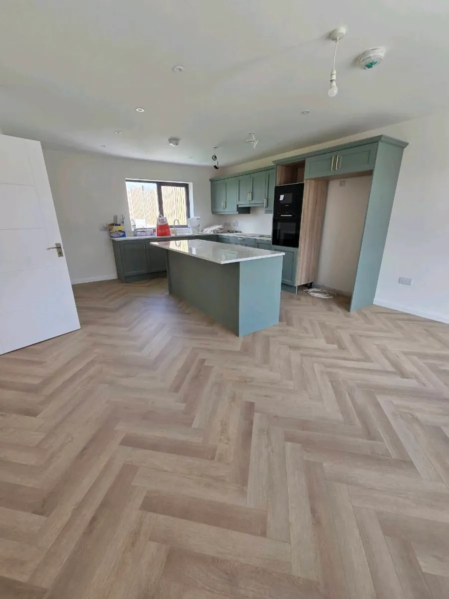 Timber floor fitter - Image 2