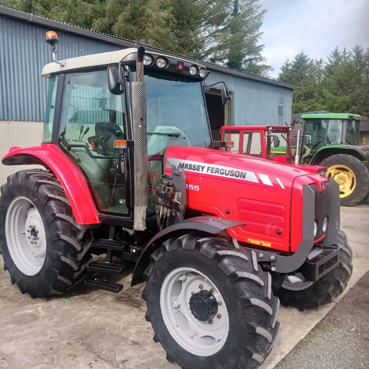 Massey Ferguson 5455 - Image 2