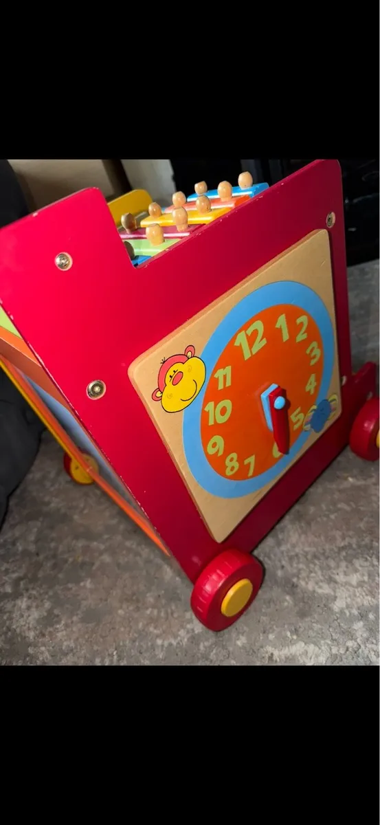 Wooden Walker Cube - Image 4