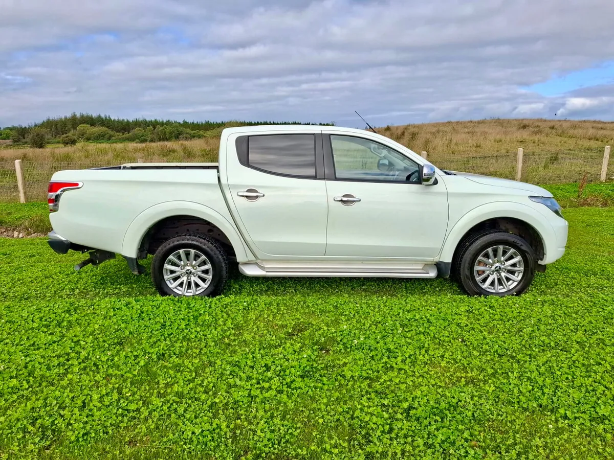 2020 Mitsubishi L200 Barbarian - Image 3