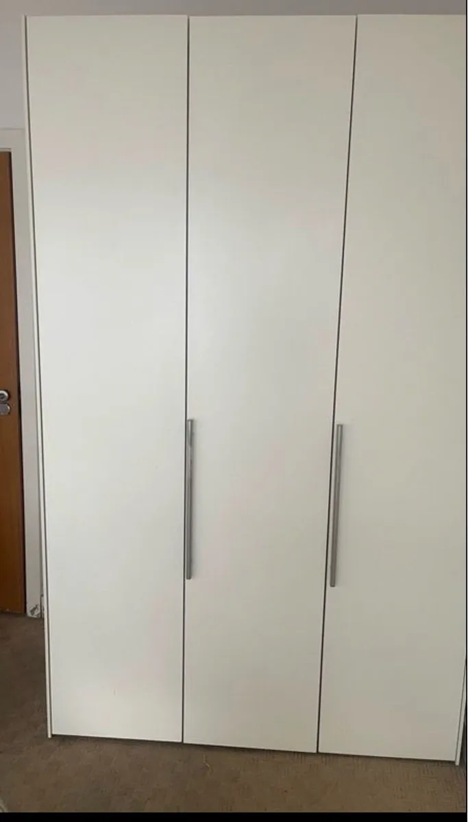 Large wardrobe - Image 4