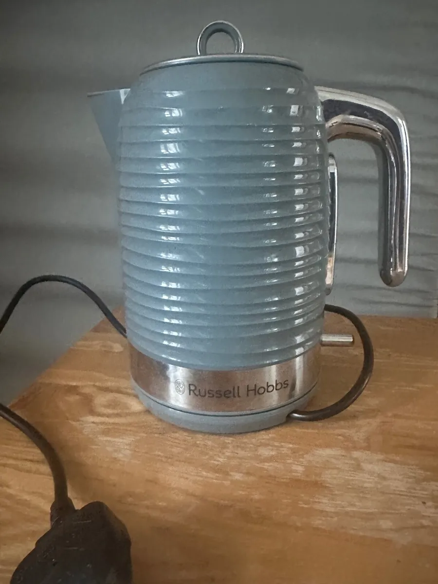 Russel Hobbs Kettle - Free for Collection - Image 1