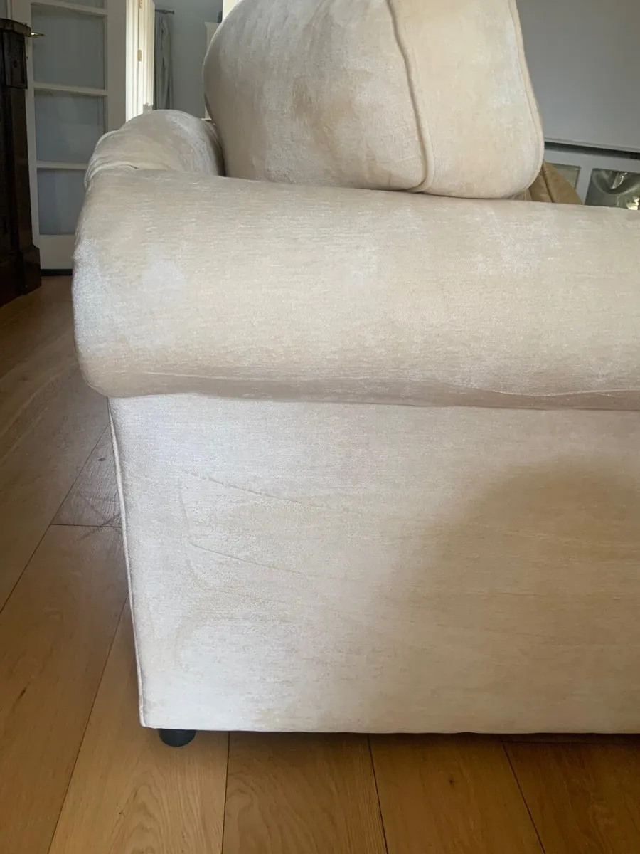 Large cream sofa 9 foot long - Image 2